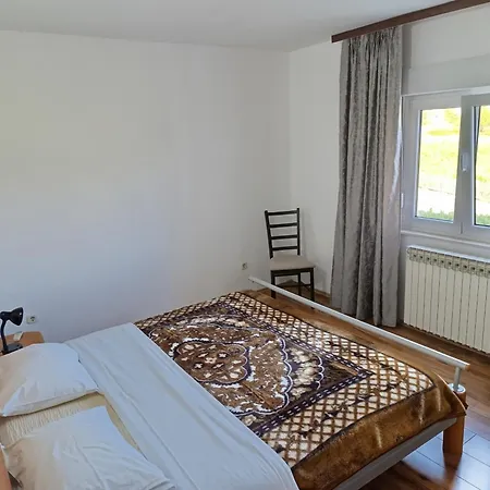 Robi בית הארחה