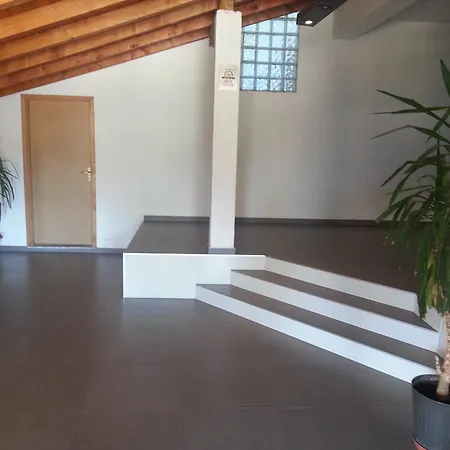 בית הארחה Robi 3*