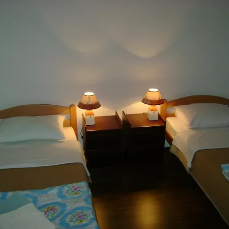Casa de hóspedes Robi